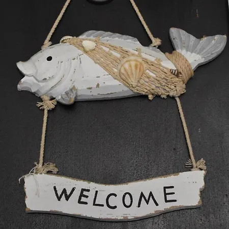 Private 2' From The Beach, Kea *