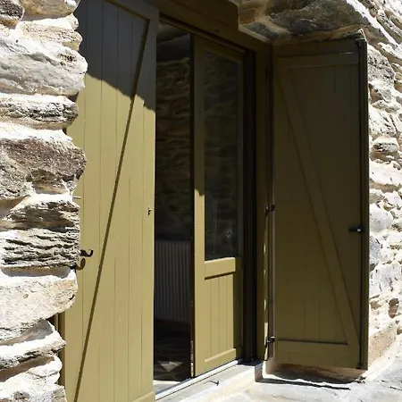 Vakantiehuis Private Stone House Near *