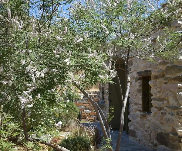 Holiday home Private 2' From The Beach, Kea *