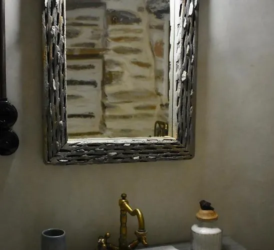 Private 2' From The Beach, Kea Orkos