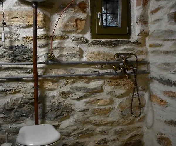 Сasa de vacaciones Private Stone House Near Orkos Beach *